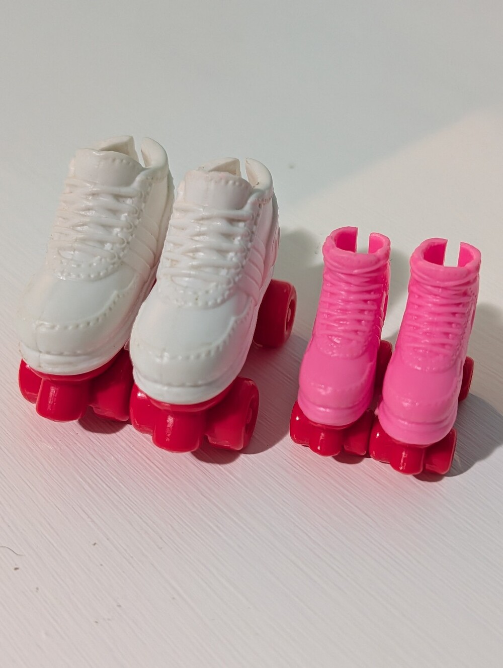 Barbie Roller Skates